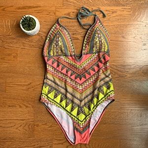 WAREHOUSE pink & yellow one piece swimsuit (US size 4) ✨